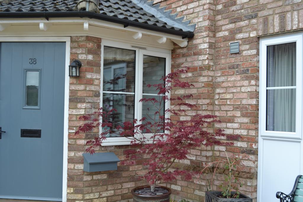 Acer Lodge Bed & Breakfast Mundford Экстерьер фото