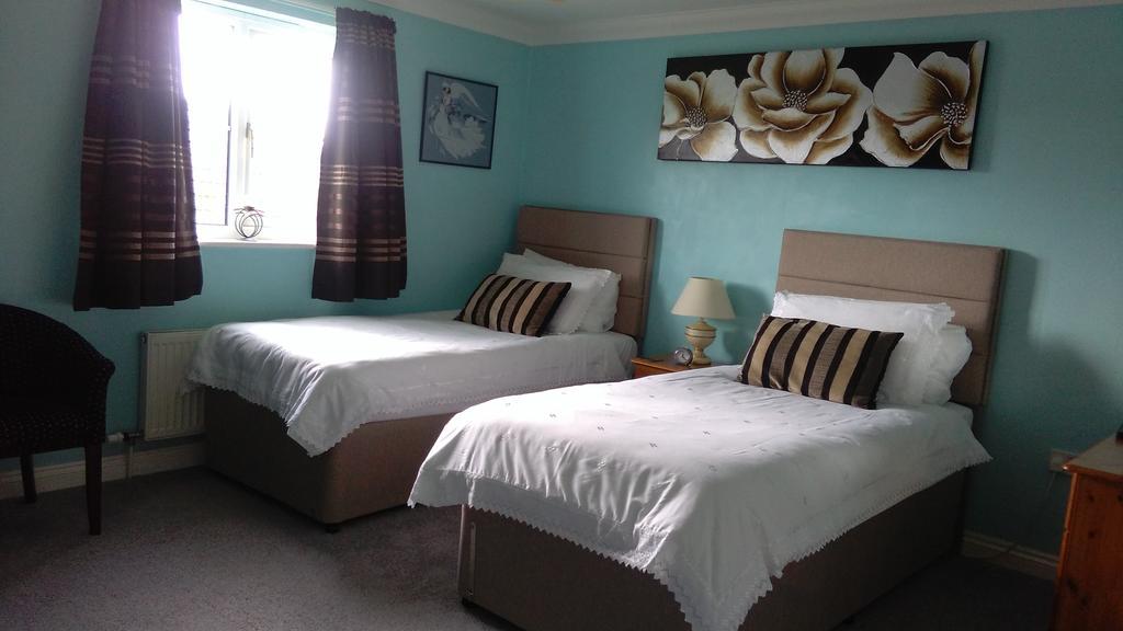 Acer Lodge Bed & Breakfast Mundford Экстерьер фото
