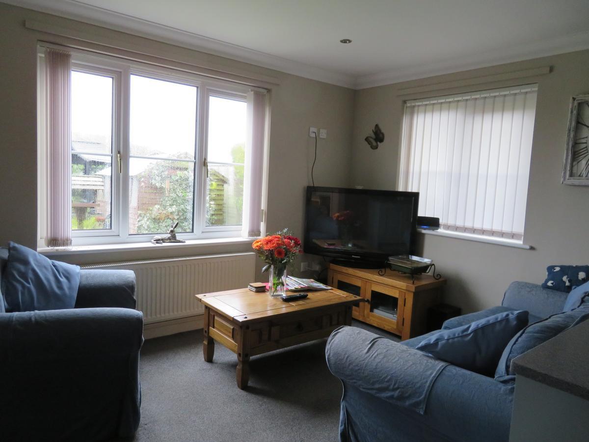 Acer Lodge Bed & Breakfast Mundford Экстерьер фото