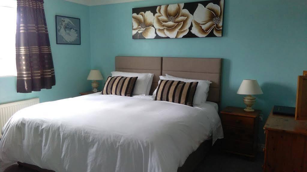 Acer Lodge Bed & Breakfast Mundford Экстерьер фото